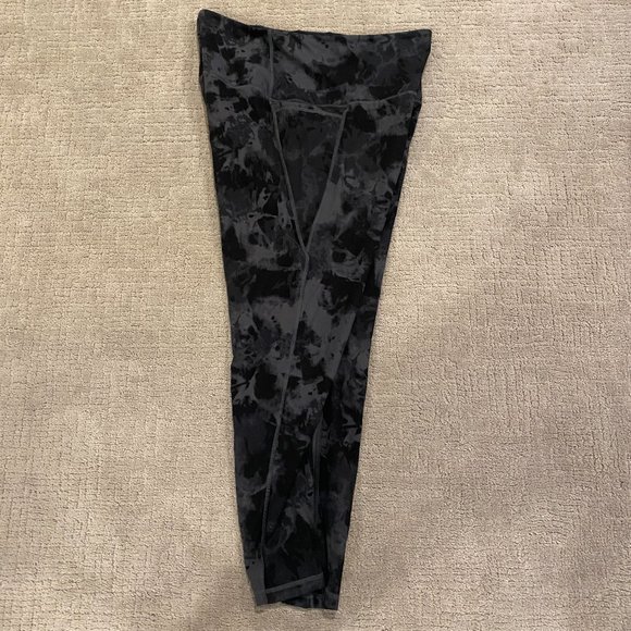 3 Pairs of Danskin Leggings - Picture 4 of 16